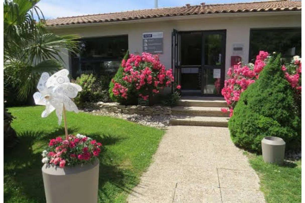 Hotel Kyriad Cap Sud Aviñón Exterior foto