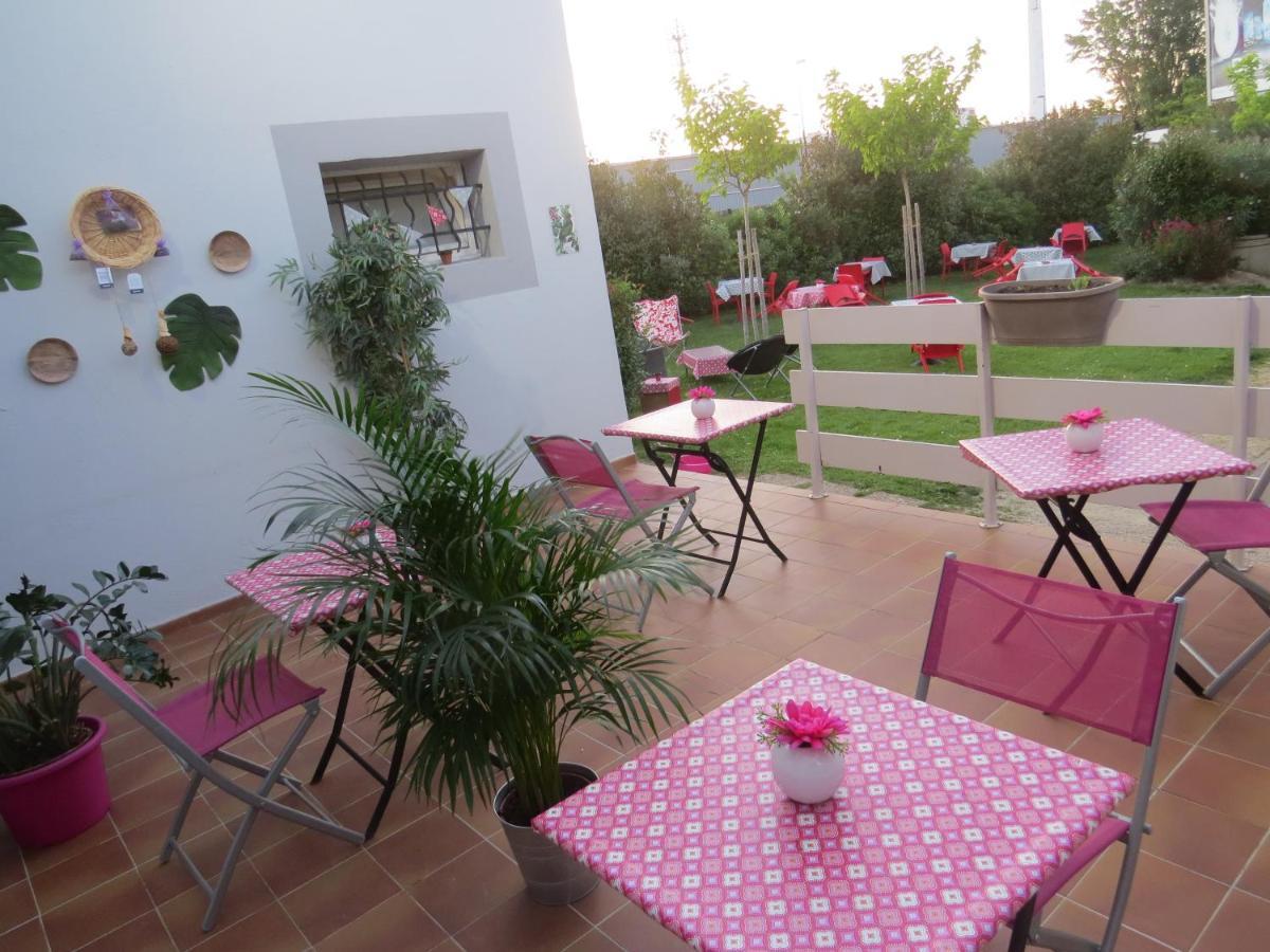 Hotel Kyriad Cap Sud Aviñón Exterior foto